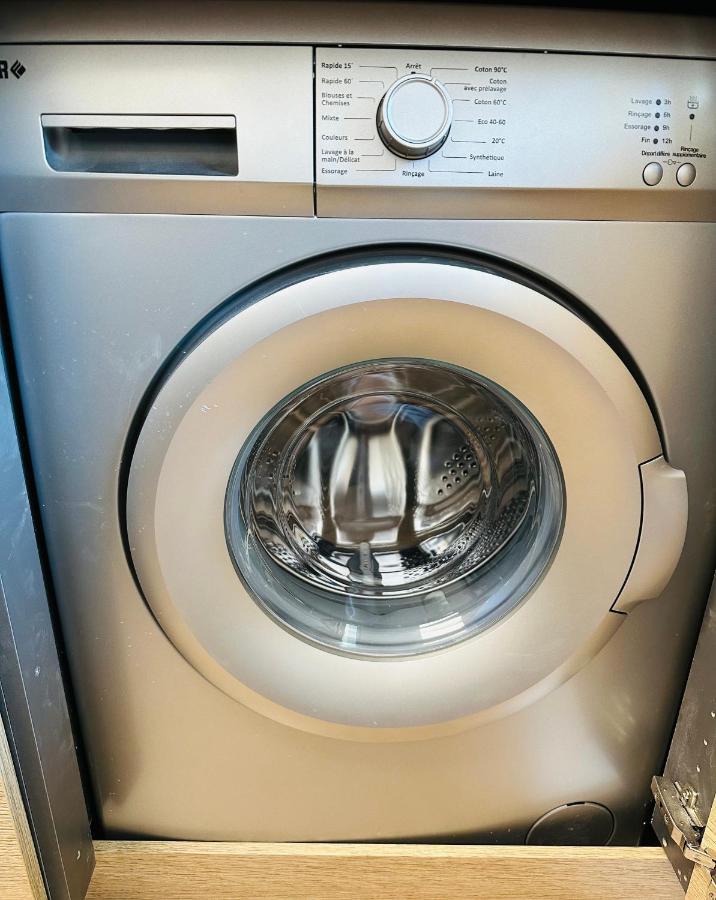 The Nice - 3 Rooms, 3Air Cond, 3Tv, 3Fans, 2 Wc, Wifi Everywhere 5Min Aeroport, Train, Beach, 1Min Tram, 15 Min Centre, Port, Parking Possible Eksteriør bilde
